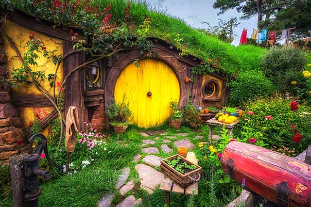 Ngôi làng người lùn Hobbit trong phim “Chúa tể của những chiếc nhẫn” 