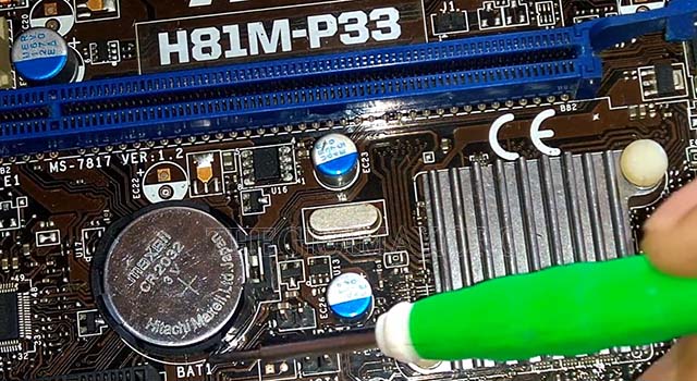 Pin CMOS là gì mà được sử dụng nhiều trong máy tính, laptop?