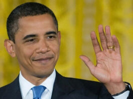 Tổng thống Barack Obama sở hữu bàn tay chữ M cân đối