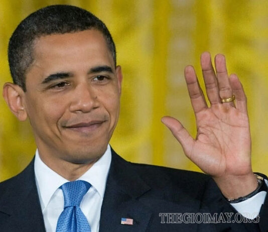 Tổng thống Barack Obama sở hữu bàn tay chữ M cân đối