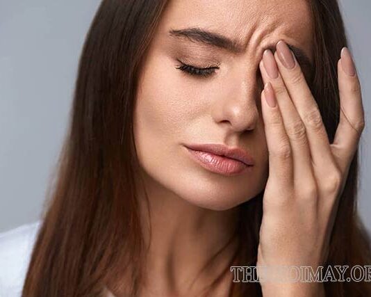 Giải mã hiện tượng giật mắt trái ở nữ